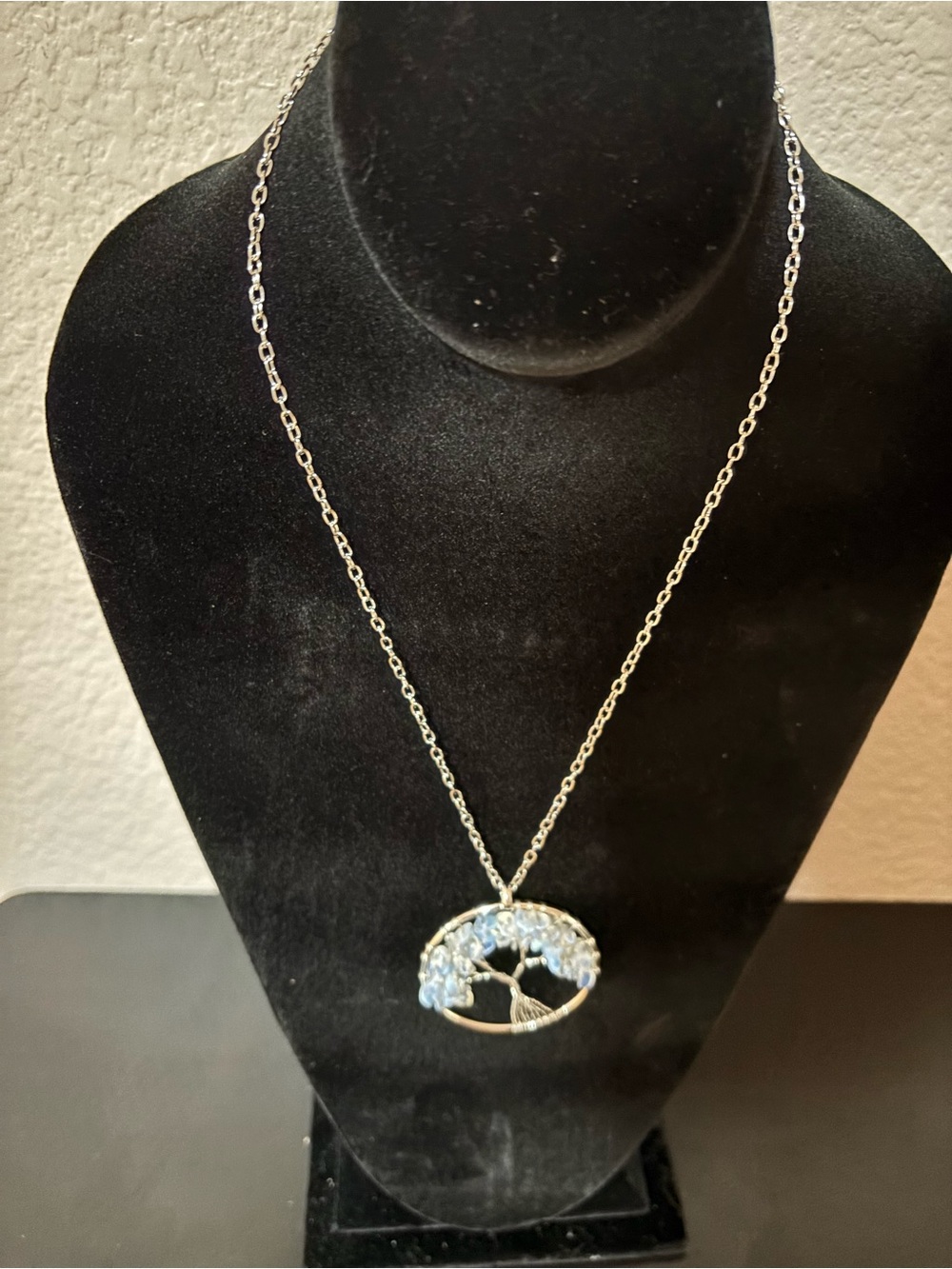 Silver Tree of Life Necklace Brand New
